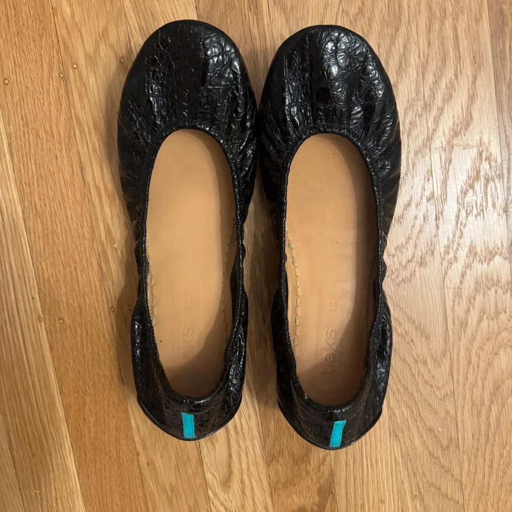 Tieks by Gavrieli Obsidian Black Leather Ballet Flats Size 12 w/box bag & flower